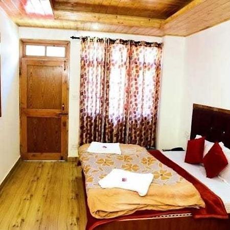 Himalayan Palace Hotel Manāli Kültér fotó